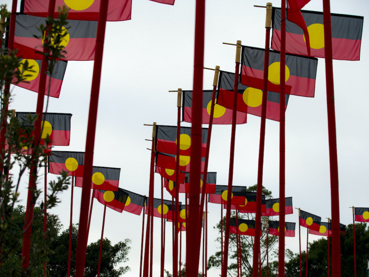 02. WugulOra flags