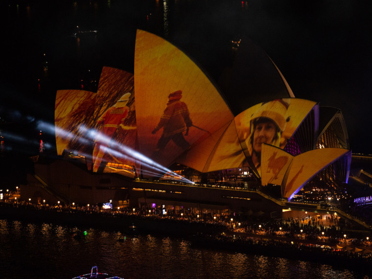 84. Bushfire projection 3