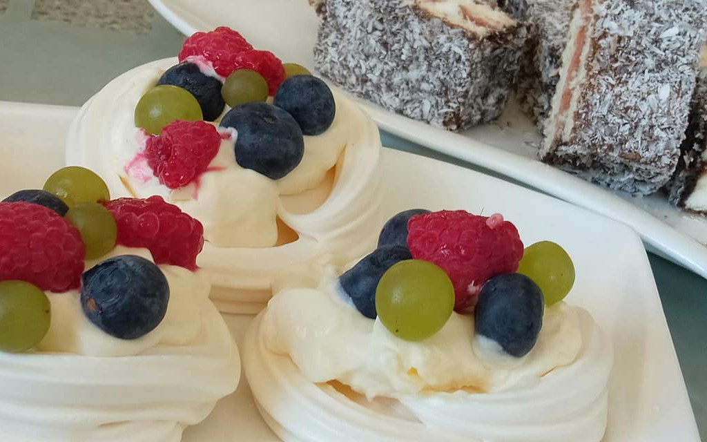 Pavlova and lamingtons