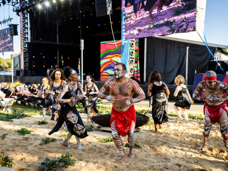 Sand circle at the WugulOra Morning Ceremony 2021